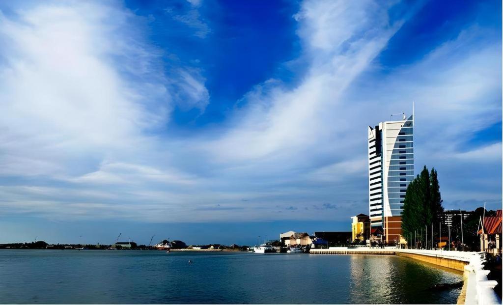 Felda Residence Kuala Terengganu Esterno foto