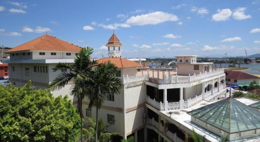 Felda Residence Kuala Terengganu Esterno foto